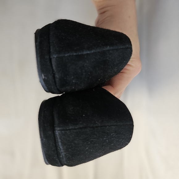 Vince Paz Black Womens size 7.5 Suede Loafer - Picture 3 of 5